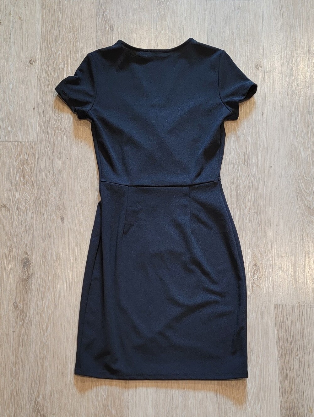 Black double-breasted faux wrap dress - Picture 5 of 5